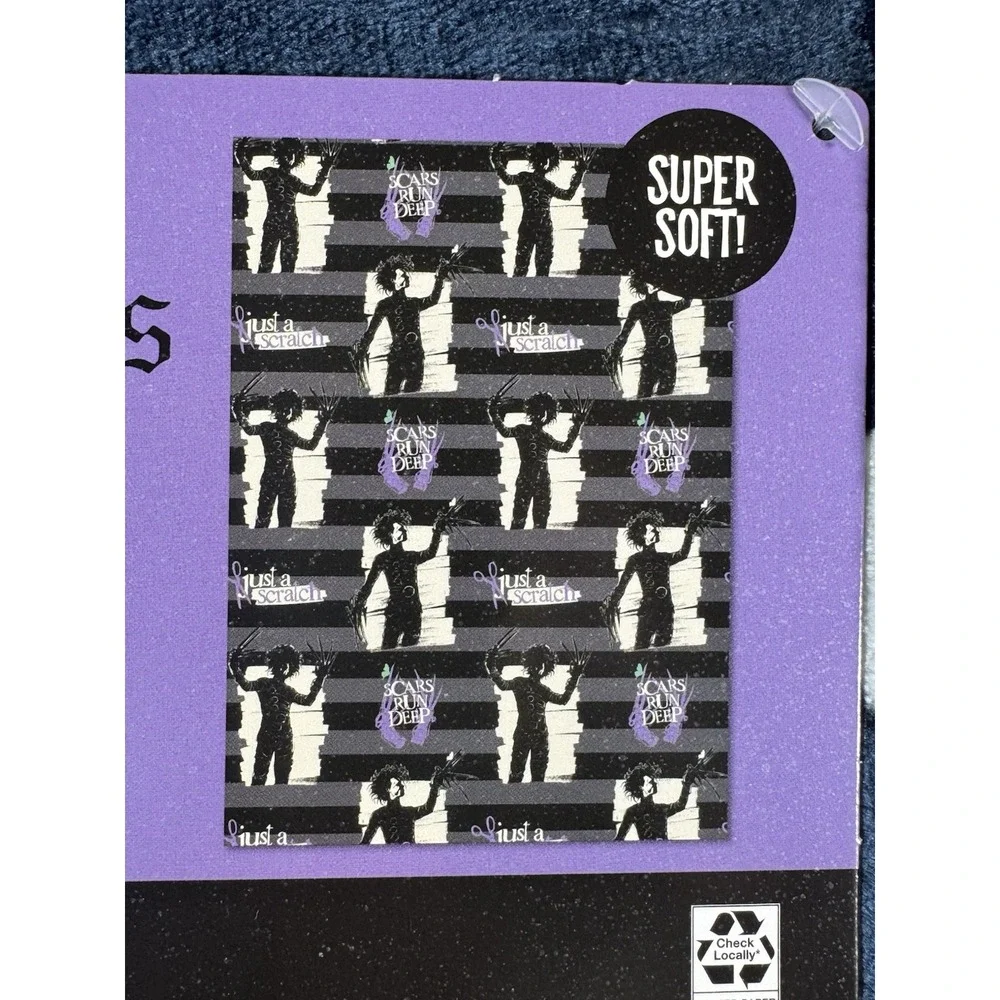 Edward Scissorhands Plush Throw Blanket 50x70 Super Soft Goth Halloween NWT